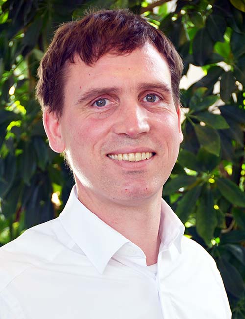 Chefarzt PD Dr. med. Armin Thelen Chefarzt PD Dr. med. Armin Thelen